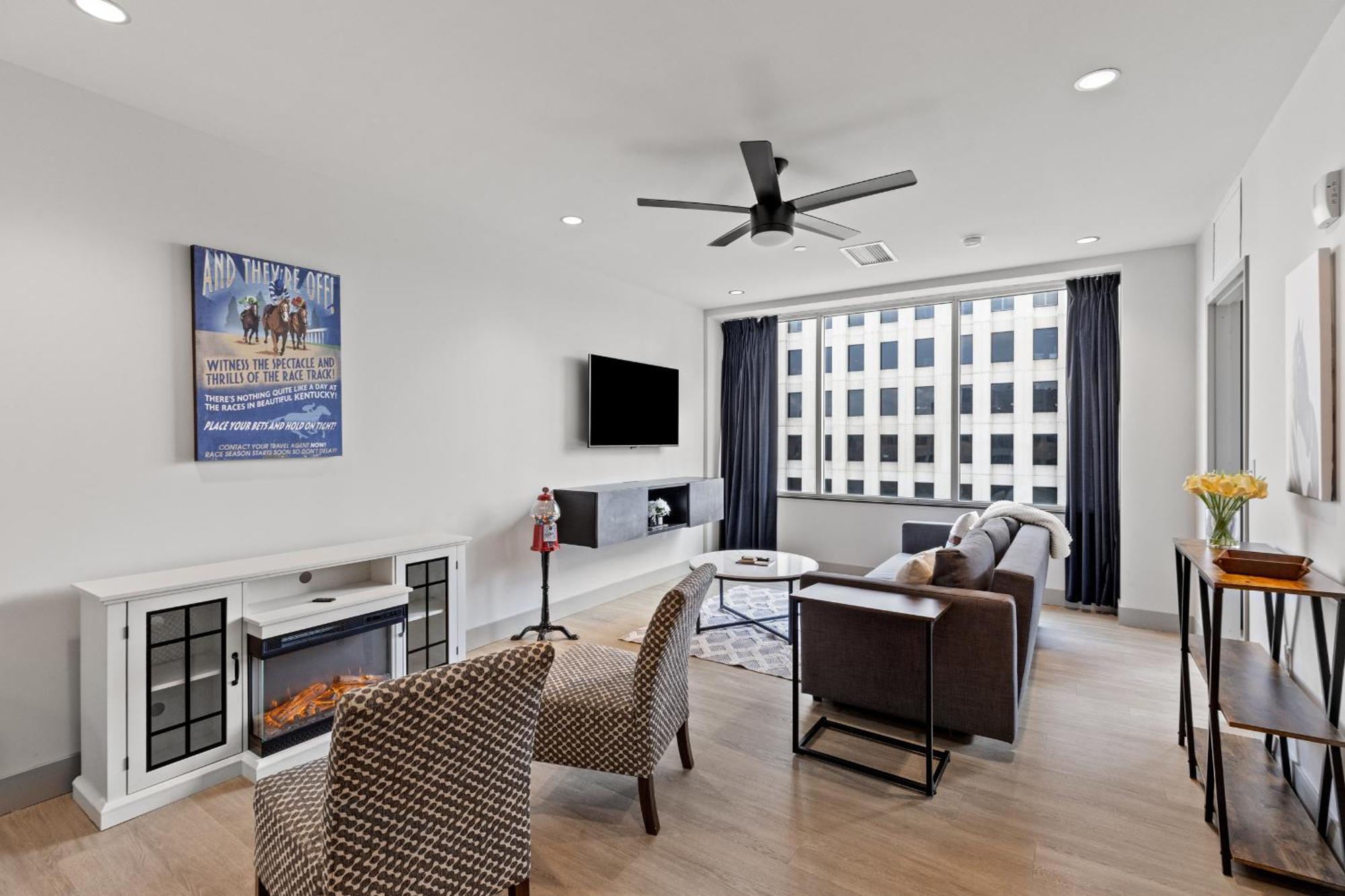 175 Lex - Walkable Downtown Lexington & Rupp Arena - Full Condos Екстер'єр фото
